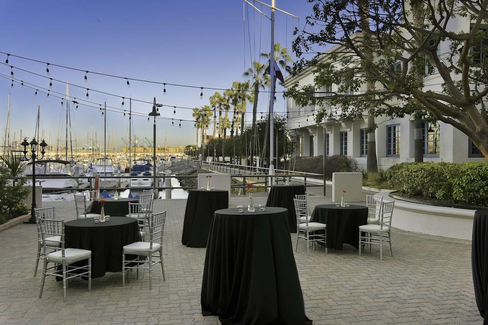 DoubleTree by Hilton San Pedro - Port of Los Angeles photo 55