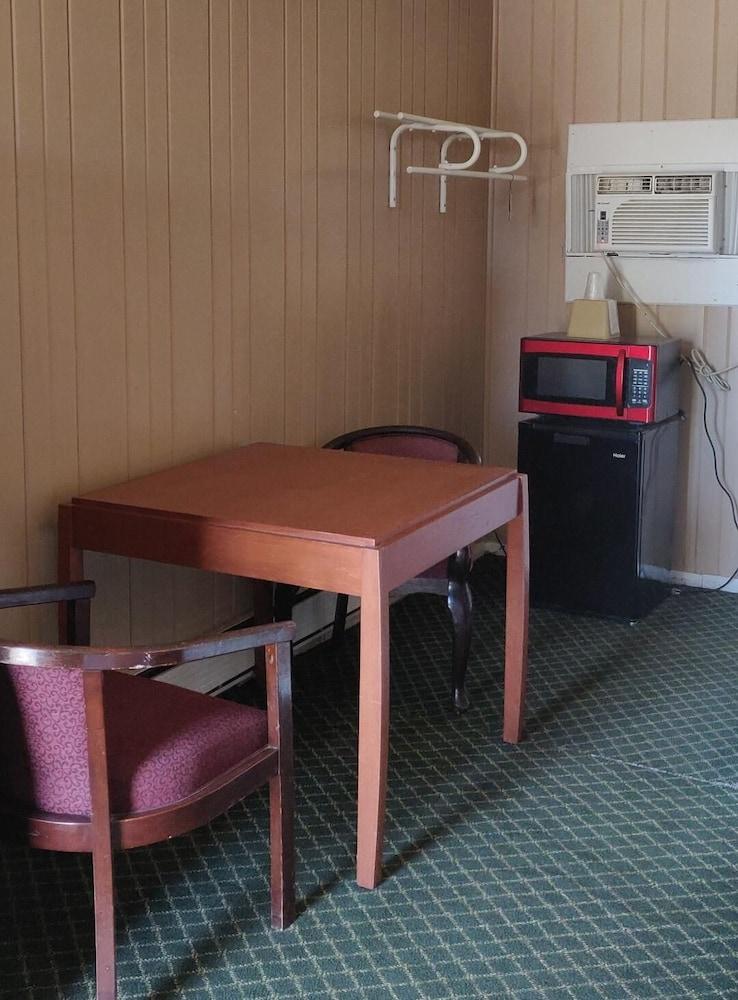 Hollywood Motel photo 15