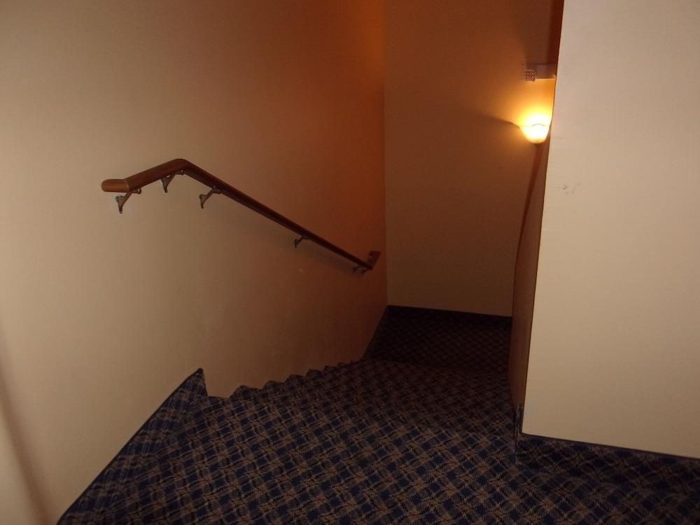 Econo Lodge Kent - Akron West photo 50