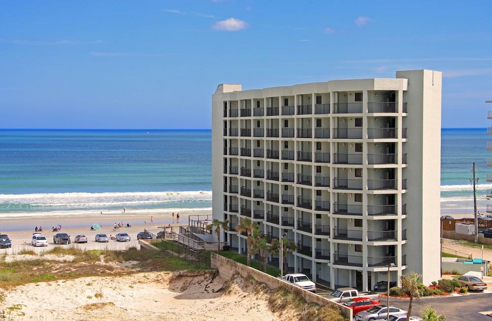 Ocean Trillium Suites photo 1