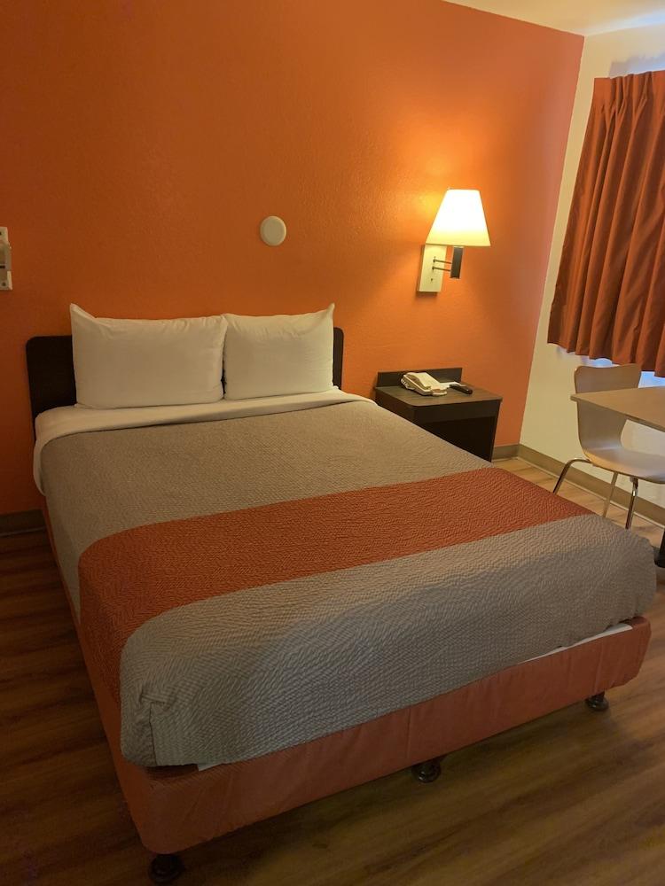 Motel 6 Grants, NM photo 3