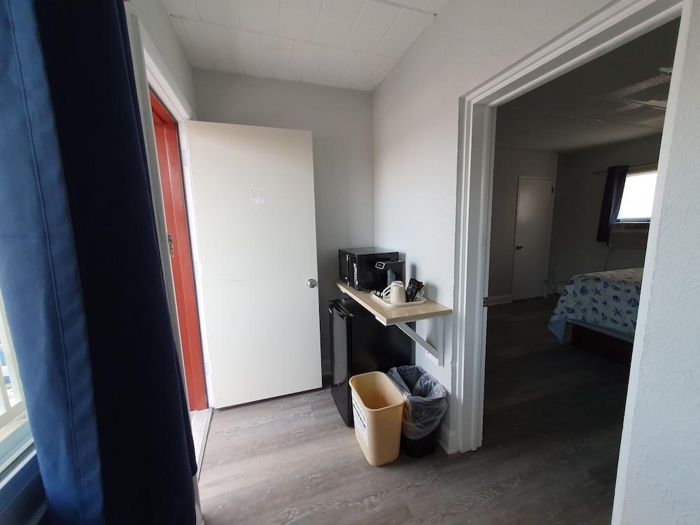 The Coral Sands Motel photo 33