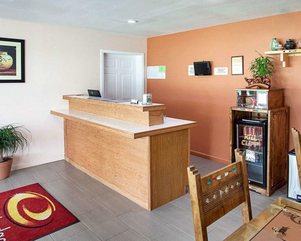 Econo Lodge Phillipsburg photo 3