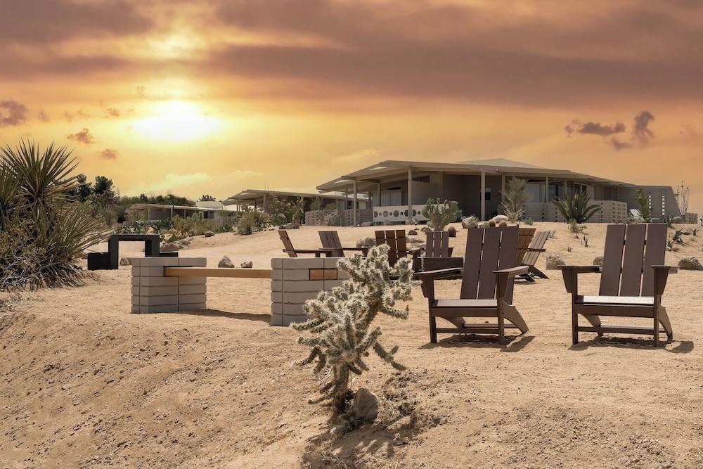 The Bungalows by Homestead Modern at The Joshua Tree Retreat Center photo 55