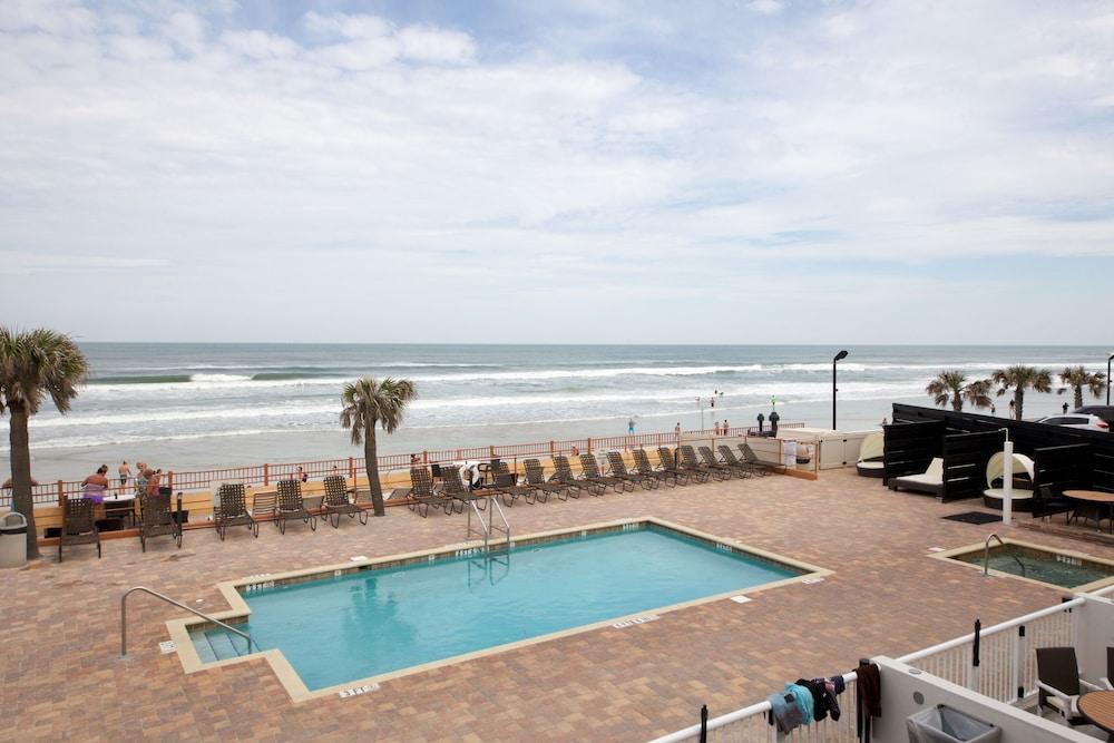 The Beach House Inn photo 17