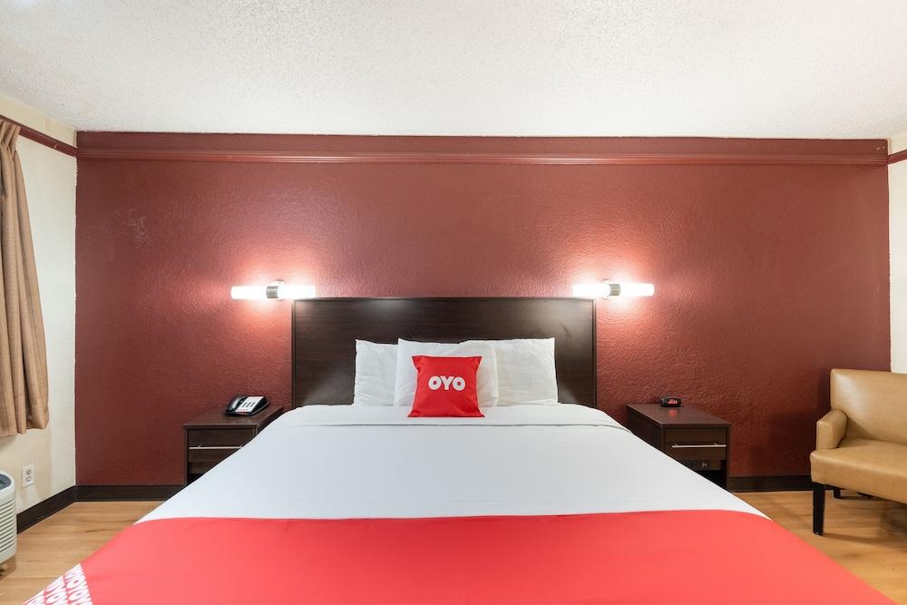 OYO Hotel Tulsa N Sheridan Rd & Airport photo 7