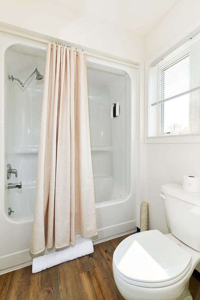 Greenporter Hotel photo 41