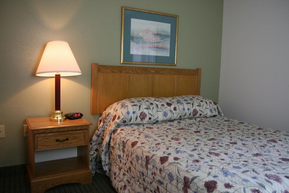 Affordable Suites Sumter SC photo 12