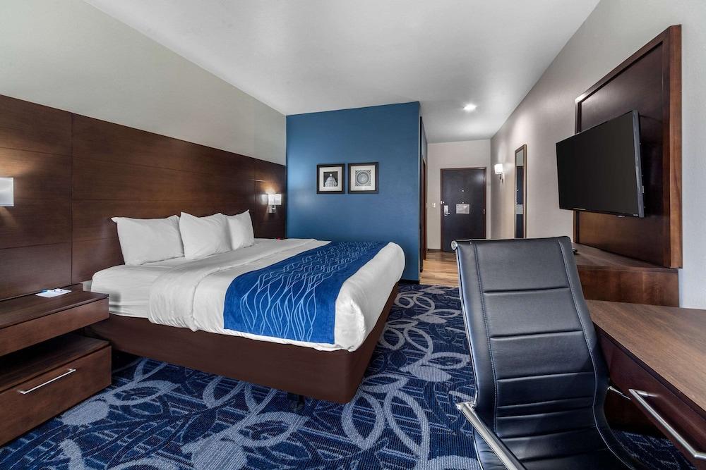 Comfort Inn & Suites Oklahoma City South I-35 photo 6