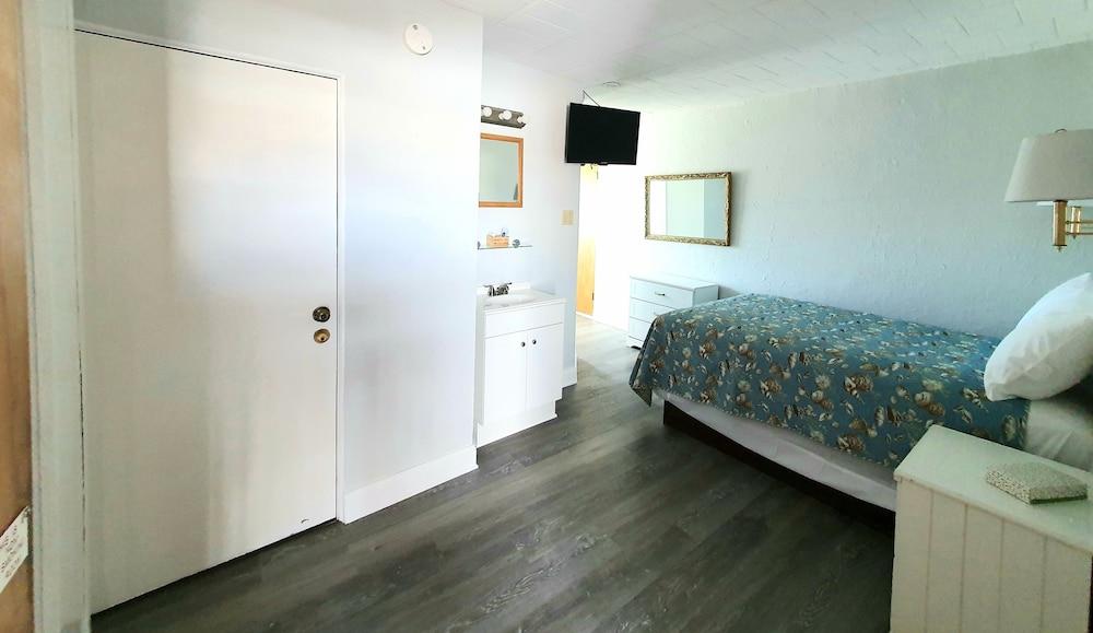 The Coral Sands Motel photo 17
