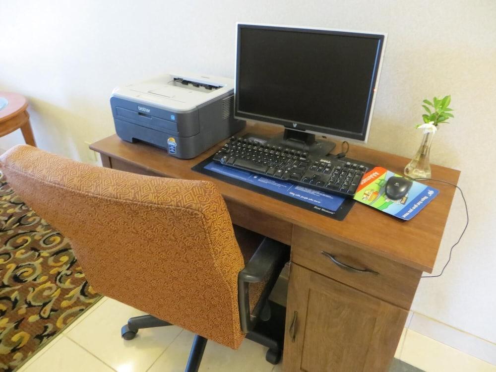 Quality Inn Winder photo 28