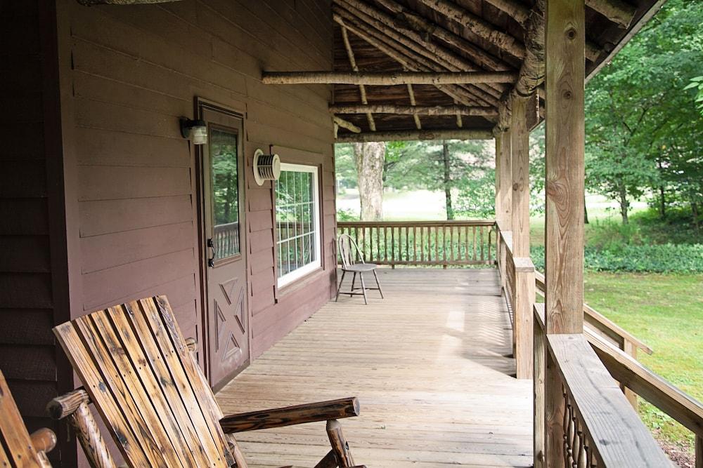Blue Hill Lodge photo 31