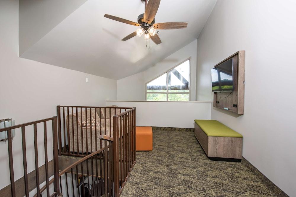Best Western Plus Apple Valley Lodge Pigeon Forge photo 6