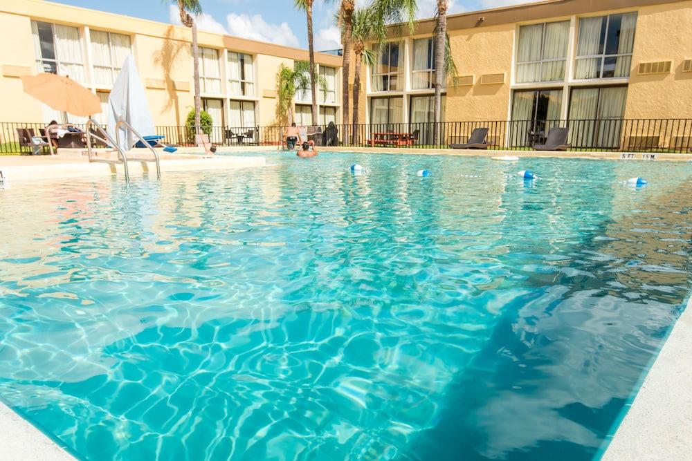 B&B Hotel Orlando International Drive Near Universal - Newly Renovated! photo 40