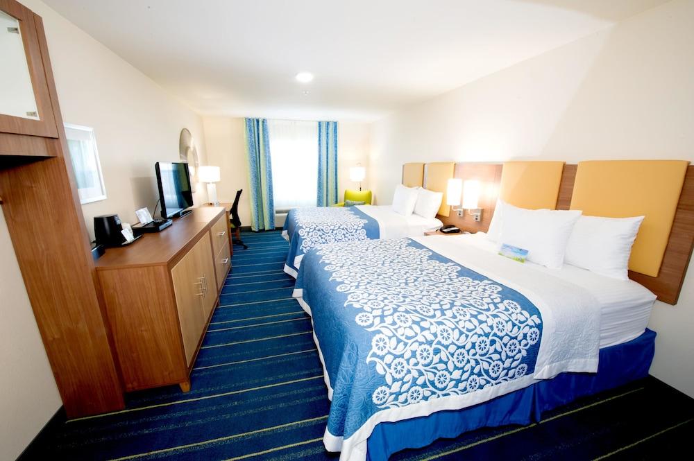 Arya Inn & Suites Farmers Branch photo 5
