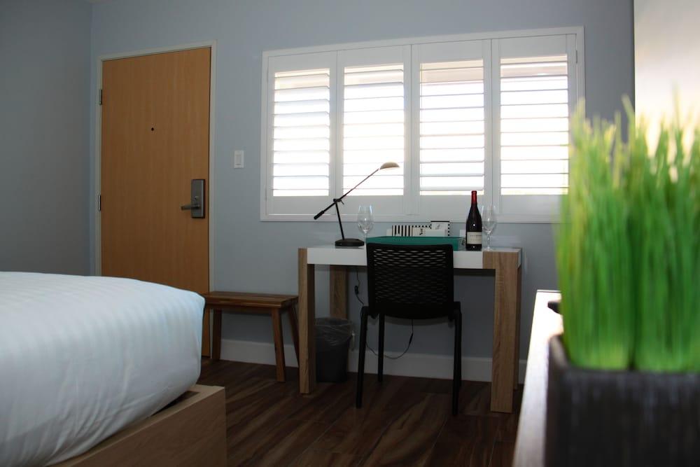 El Royale Hotel Near Universal Studios photo 8
