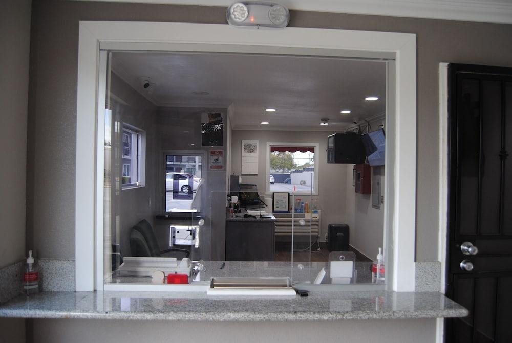 La Puente Inn photo 68