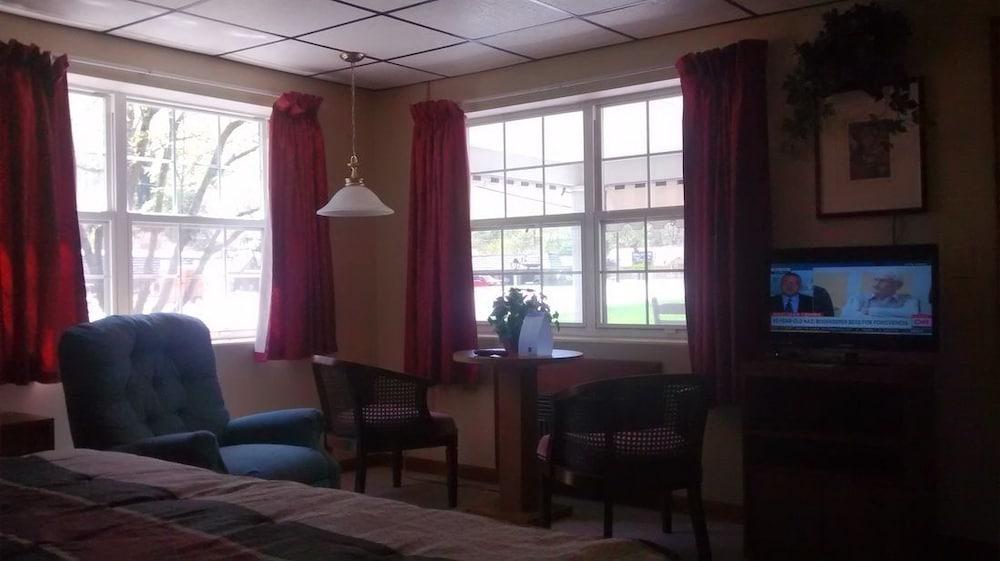 Five Star Inn photo 35