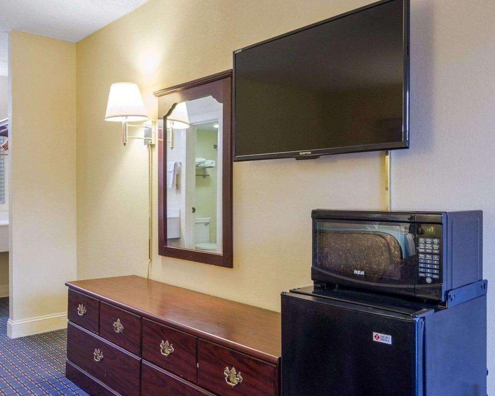 Rodeway Inn Norcross photo 10