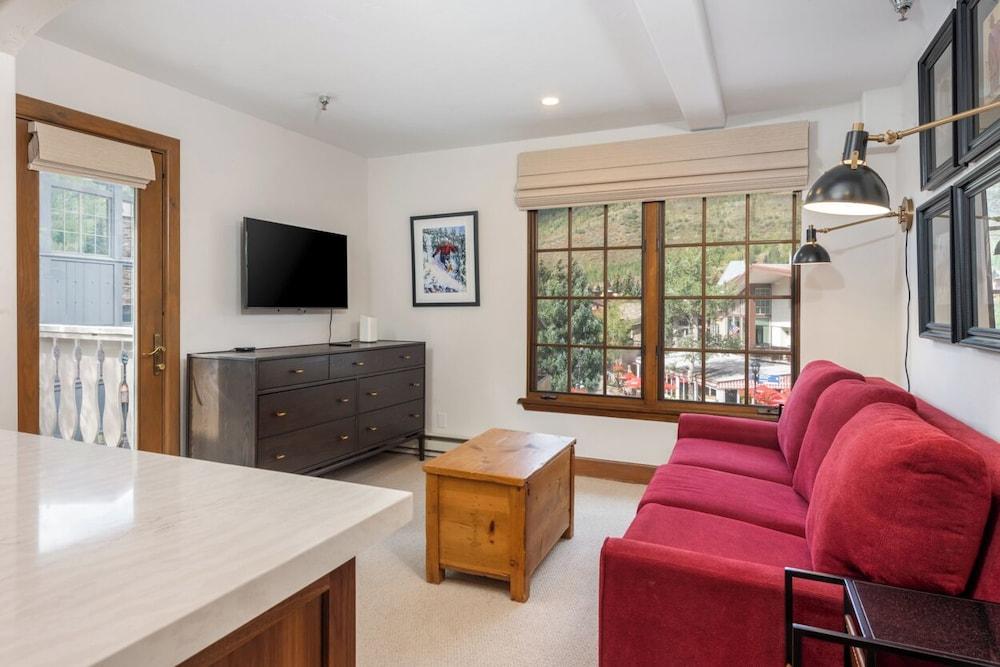 Christiania Condos - CoralTree Residence Collection photo 56