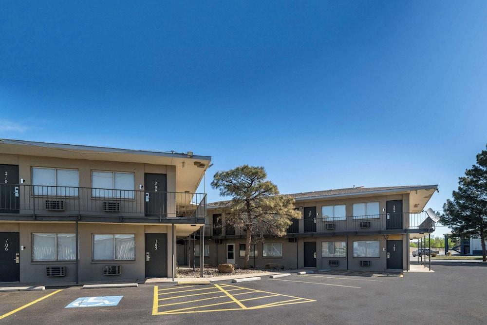 Rodeway Inn Midland South photo 55