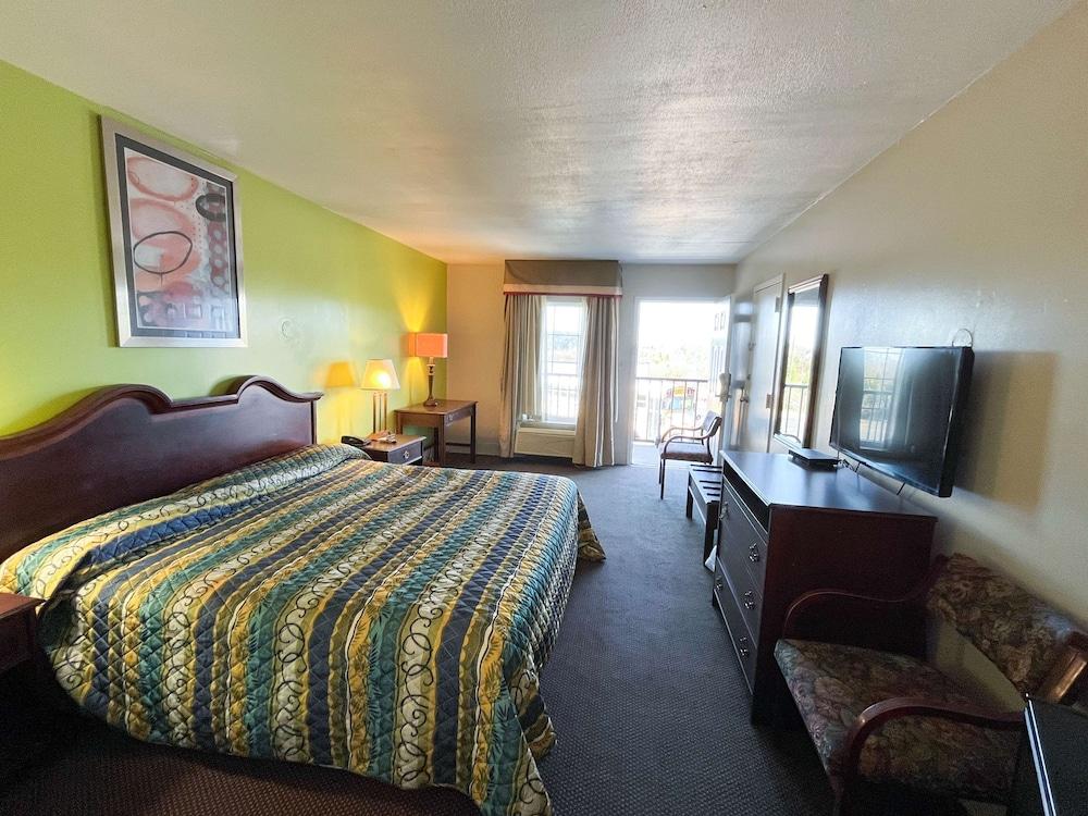 Motel 6 Bracey, VA – I-85 photo 11
