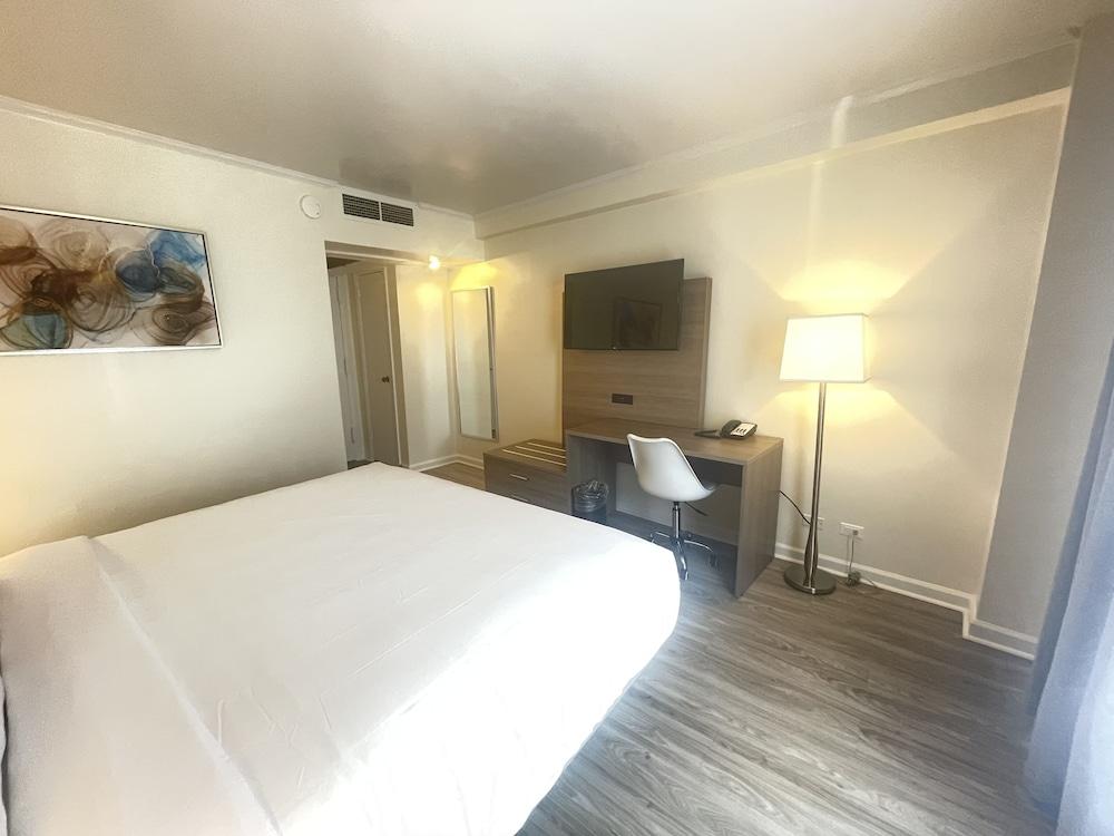 Garden Inn & Suites photo 31