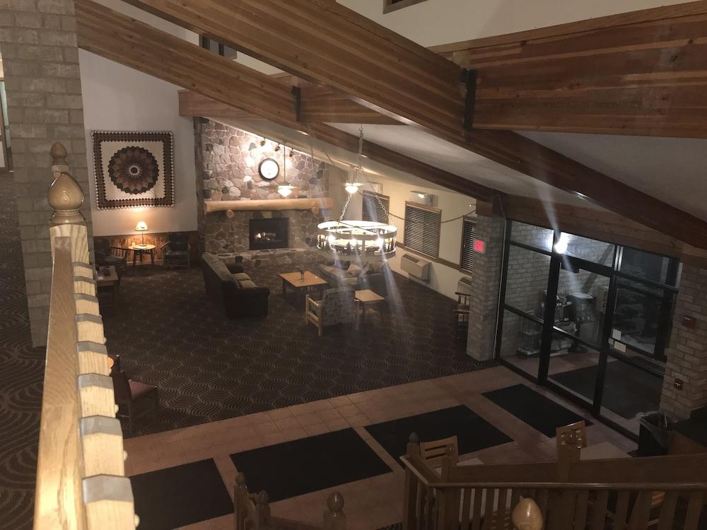 Boarders Inn & Suites by Cobblestone Hotels - Wautoma photo 17