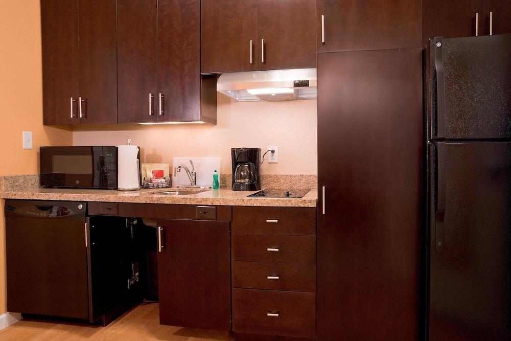 TownePlace Suites by Marriott Dodge City photo 10