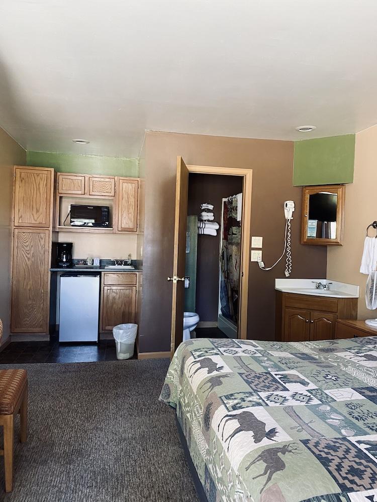 Moosehead Lodge & Cabins photo 87