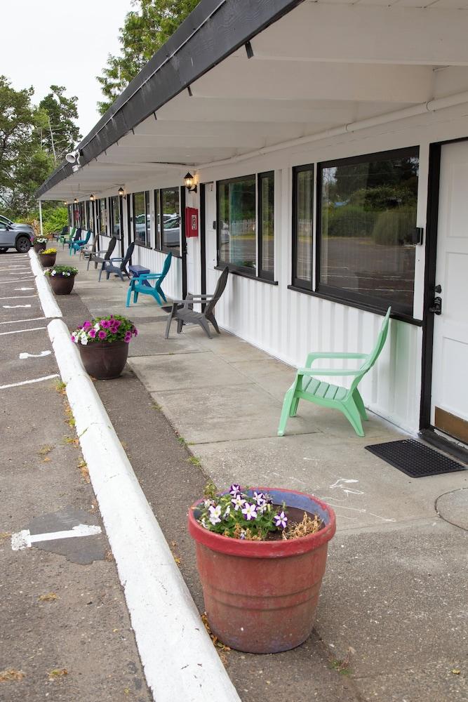 Westport RV Park & Motel photo 27