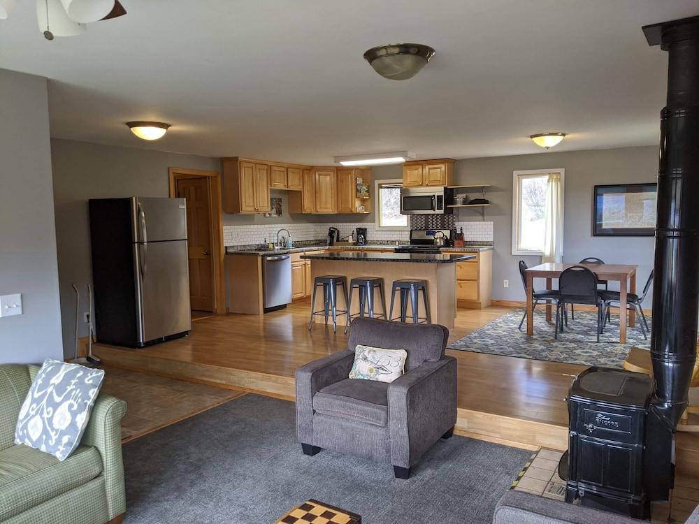 Sheep Mountain Lodge photo 10