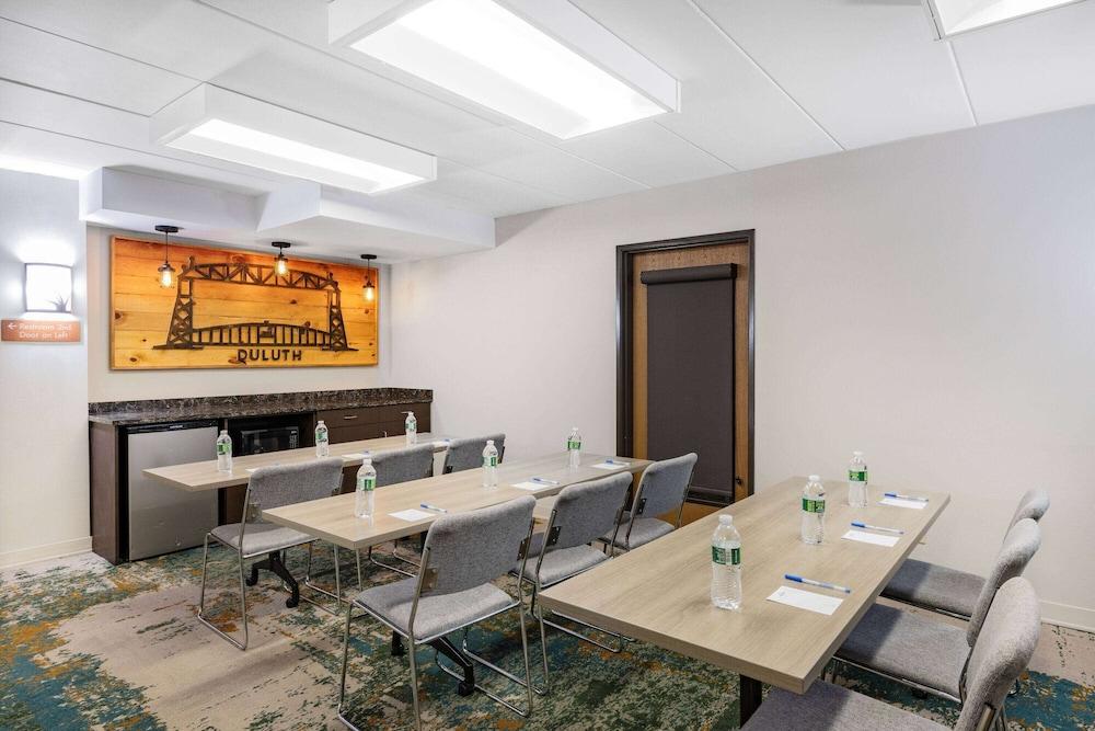 AmericInn by Wyndham Duluth South Black Woods Event Center photo 32