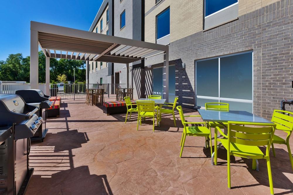 Home2 Suites by Hilton Saginaw, MI photo 25