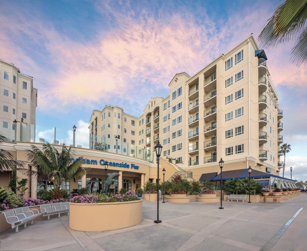 Club Wyndham Oceanside Pier photo 9