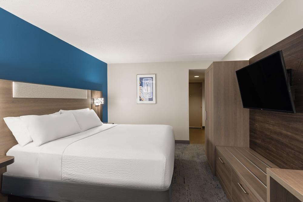 Holiday Inn Express Hotel & Suites Danbury - I-84 by IHG photo 31