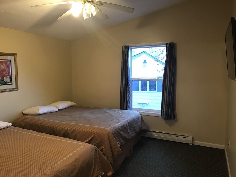 Exit 5 Resort & Condominium photo 50