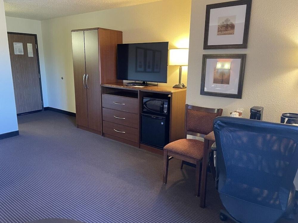 AmericInn by Wyndham Minocqua photo 44
