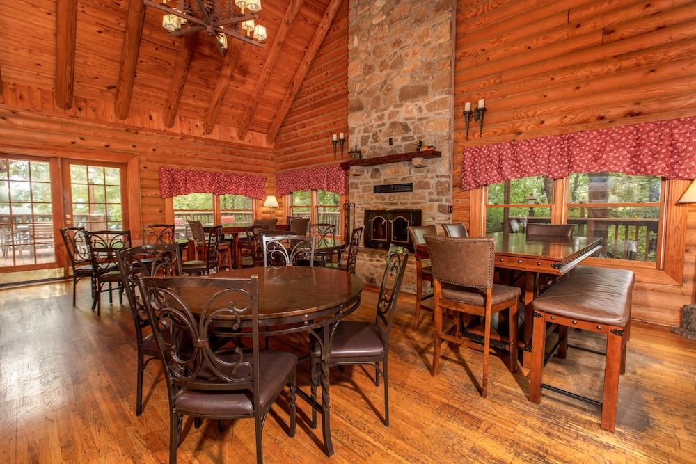 Westgate Branson Woods Resort and Cabins photo 78