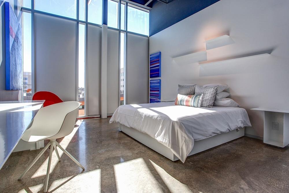 Hotel Revel photo 4