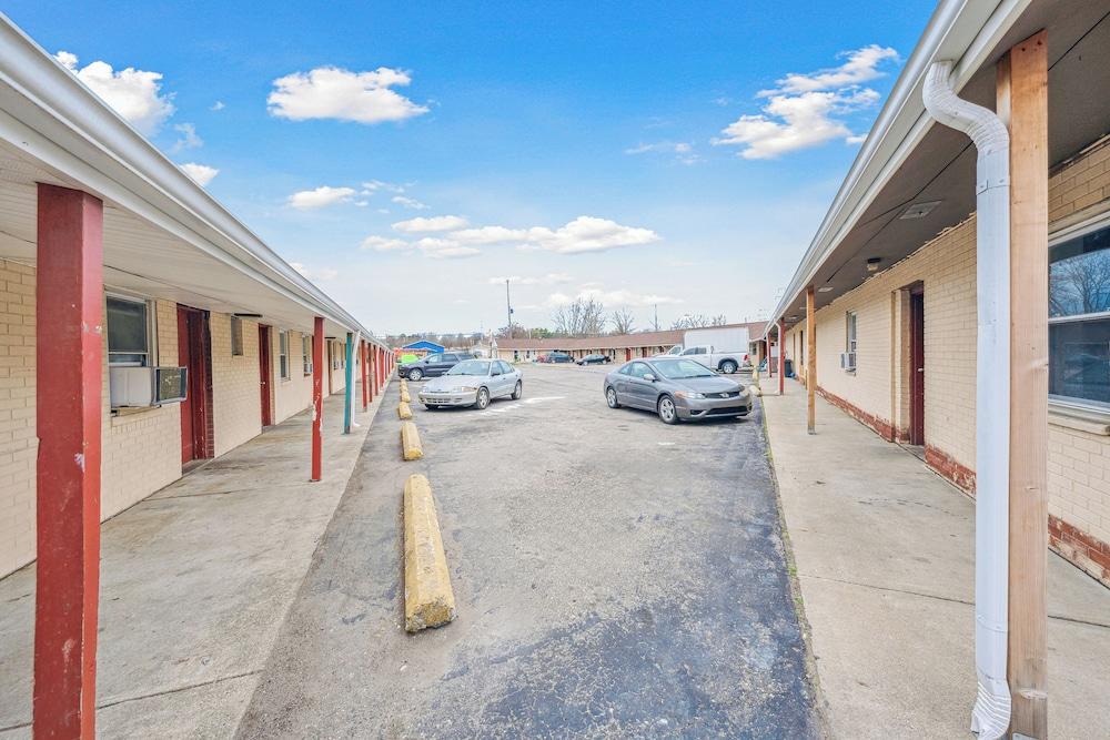 Flint Motel by OYO MI Near I-475 photo 29