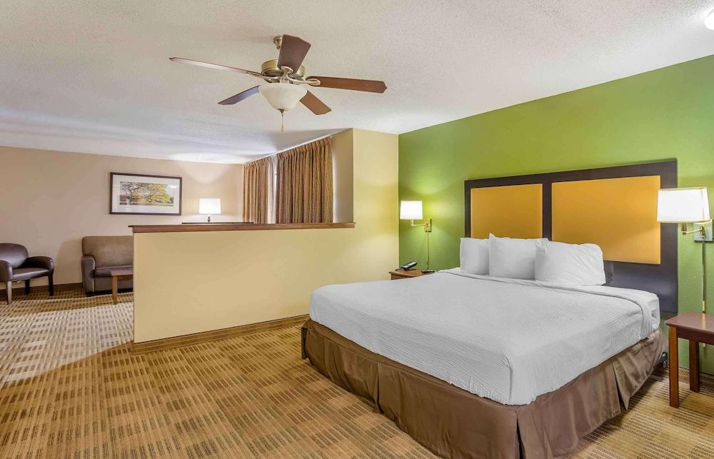 Extended Stay America Select Philadelphia Malvern Great Vall photo 13