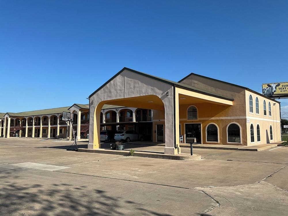Executive inn & Suites photo 20