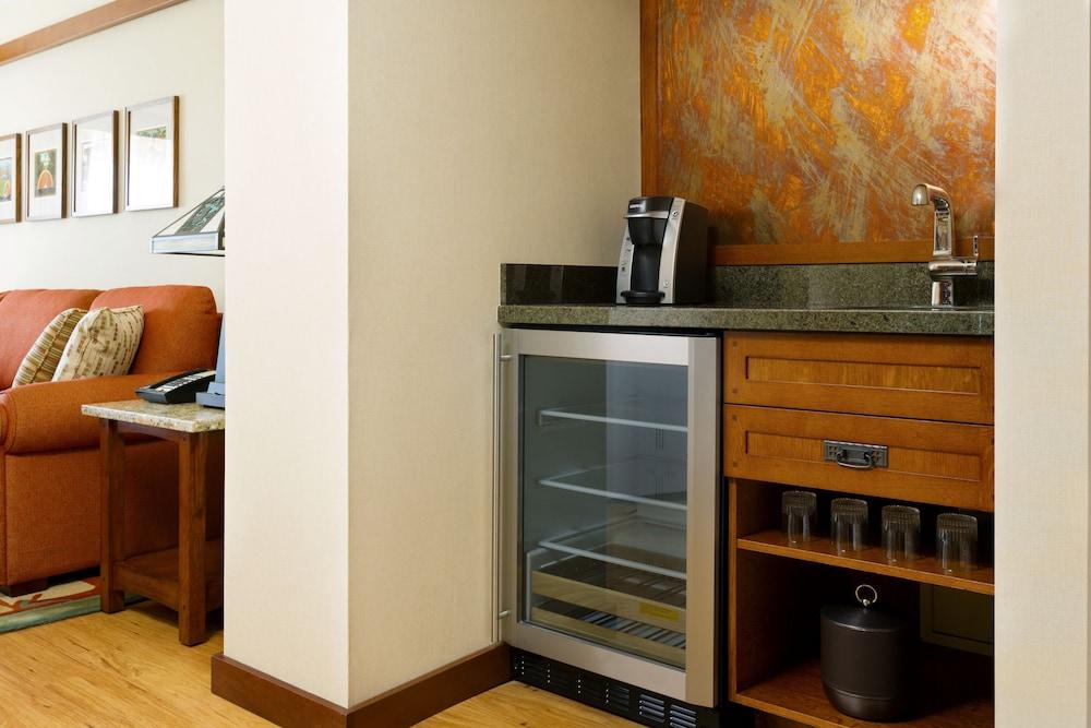 Disney's Grand Californian Hotel and Spa photo 59