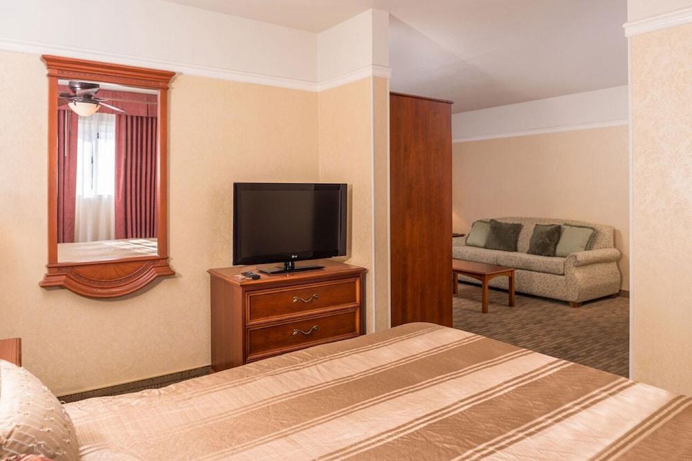 Laurel Inn Motel photo 16