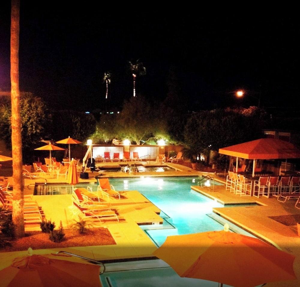 Bposhtels Scottsdale photo 2