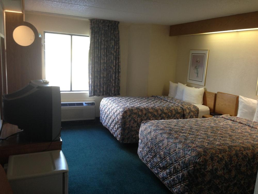 Economy Inn Brunswick photo 3