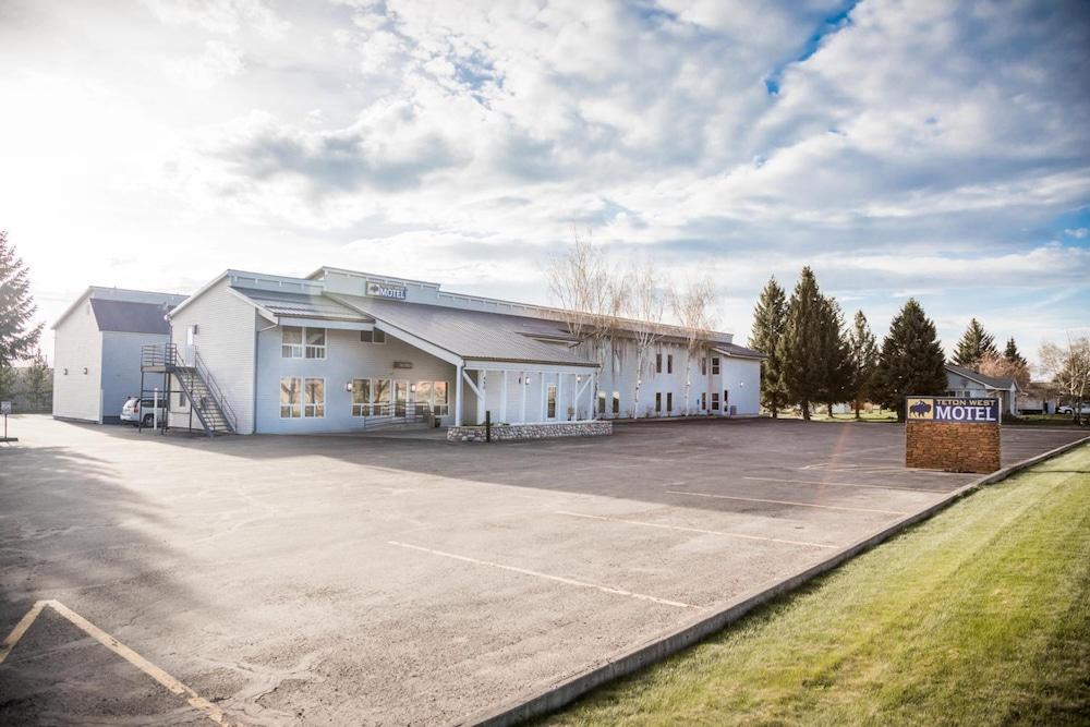 Teton West Motel photo 25