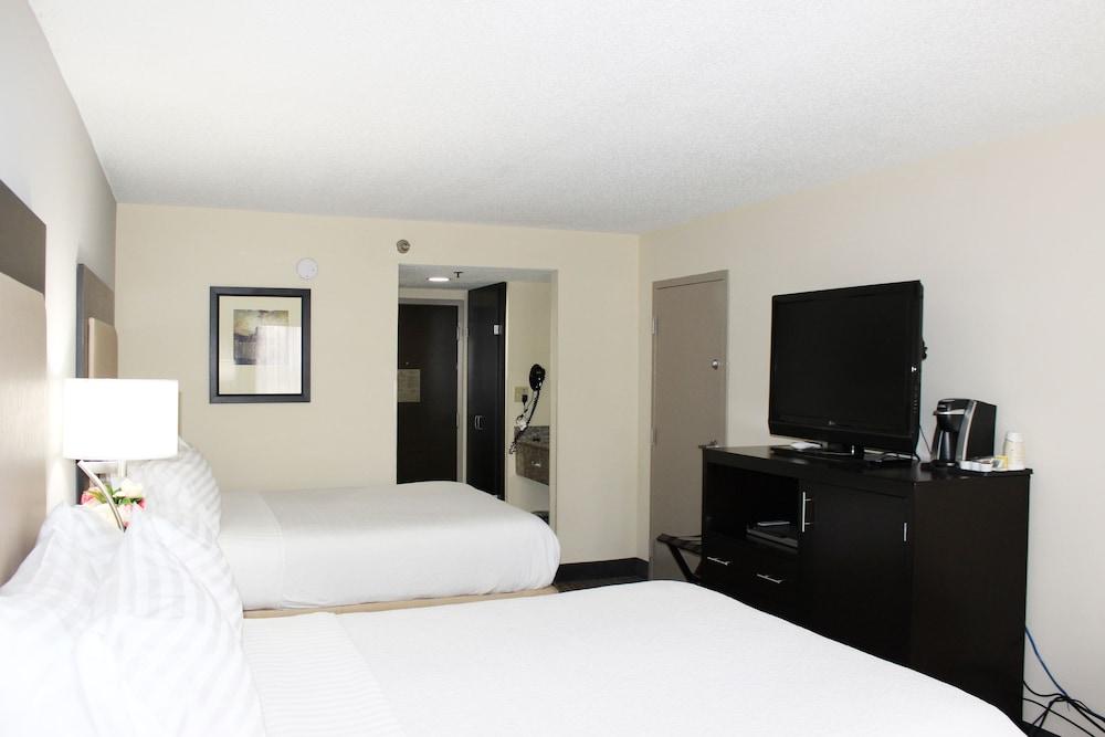 Holiday Inn Atlanta-Northlake by IHG photo 9