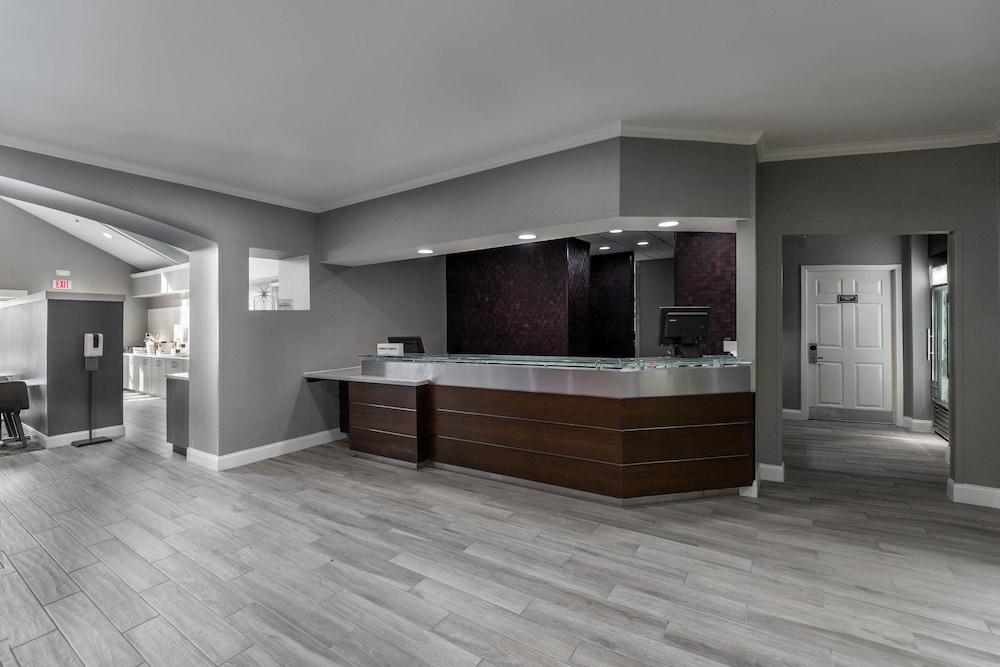 Residence Inn Marriott Easton photo 2
